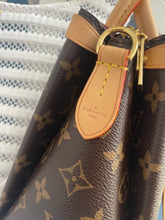 Lade das Bild in den Galerie-Viewer, LOUIS VUITTON SOUFFLOT BB
