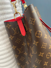 Lade das Bild in den Galerie-Viewer, LOUIS VUITTON NÉONOÉ MM
