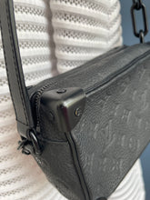 Lade das Bild in den Galerie-Viewer, LOUIS VUITTON MINI SOFT TRUNK
