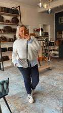 Lade das Bild in den Galerie-Viewer, DIOR SADDLE CLUTCH
