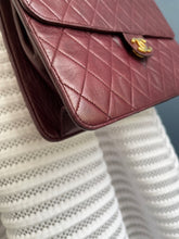 Lade das Bild in den Galerie-Viewer, CHANEL TIMELESS
