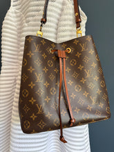 Lade das Bild in den Galerie-Viewer, LOUIS VUITTON NÉONOÉ
