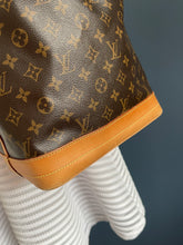 Lade das Bild in den Galerie-Viewer, LOUIS VUITTON NOÉ GRANDE
