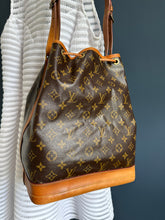 Lade das Bild in den Galerie-Viewer, LOUIS VUITTON NOÉ GRANDE
