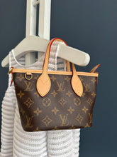 Lade das Bild in den Galerie-Viewer, LOUIS VUITTON NEVERFULL BB
