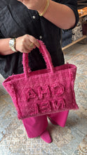 Lade das Bild in den Galerie-Viewer, CHANEL TWEED SHOPPER
