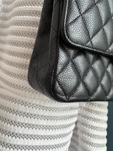 Lade das Bild in den Galerie-Viewer, CHANEL DOUBLE FLAP MEDIUM
