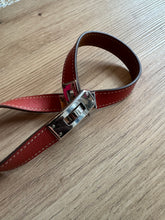 Lade das Bild in den Galerie-Viewer, HERMÉS KELLY DOUBLE TOUR ARMBAND
