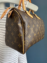 Lade das Bild in den Galerie-Viewer, LOUIS VUITTON SPEEDY 25
