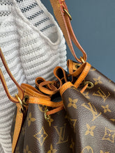 Lade das Bild in den Galerie-Viewer, LOUIS VUITTON NOÉ GRANDE
