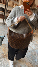 Lade das Bild in den Galerie-Viewer, LOUIS VUITTON LOOP HOBO
