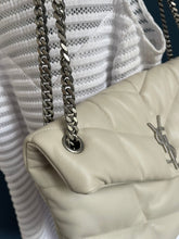 Lade das Bild in den Galerie-Viewer, YSL PUFFER MEDIUM
