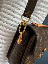 Lade das Bild in den Galerie-Viewer, LOUIS VUITTON MÉTIS
