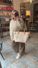 Lade das Bild in den Galerie-Viewer, LOUIS VUITTON NEVERFULL MM
