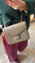 Lade das Bild in den Galerie-Viewer, MCM BAG
