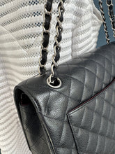 Lade das Bild in den Galerie-Viewer, CHANEL DOUBLE FLAP MAXI
