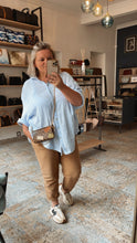 Lade das Bild in den Galerie-Viewer, LOUIS VUITTON TRUNKS MILLA POCHETTE
