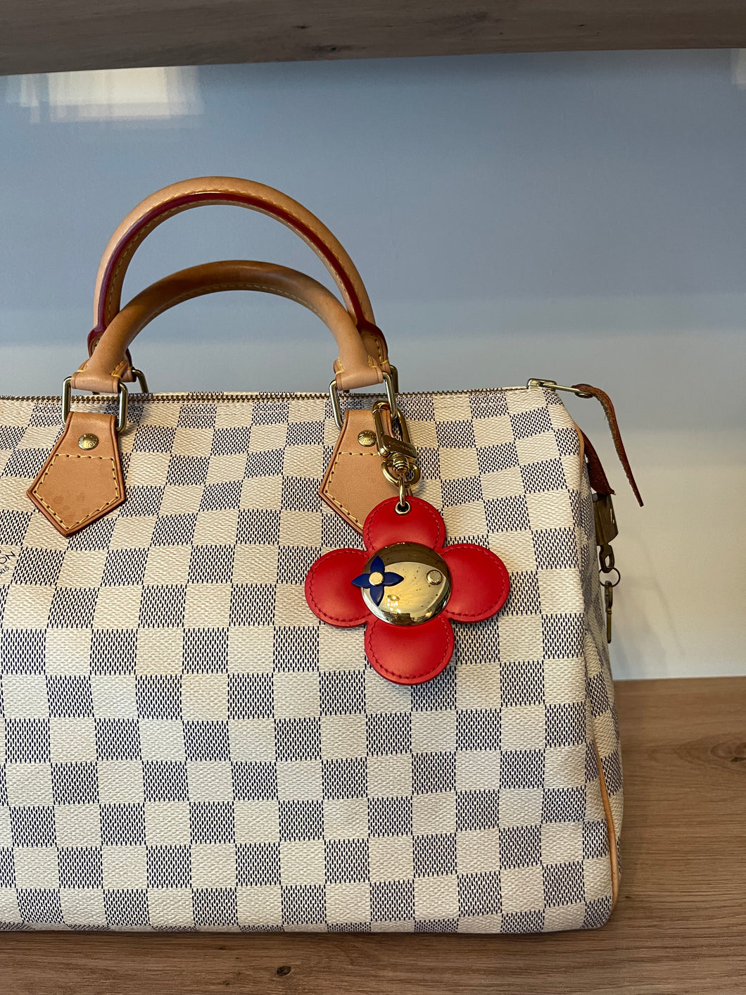 LOUIS VUITTON VIVIENNE  SCHLÜSSELANHÄNGER