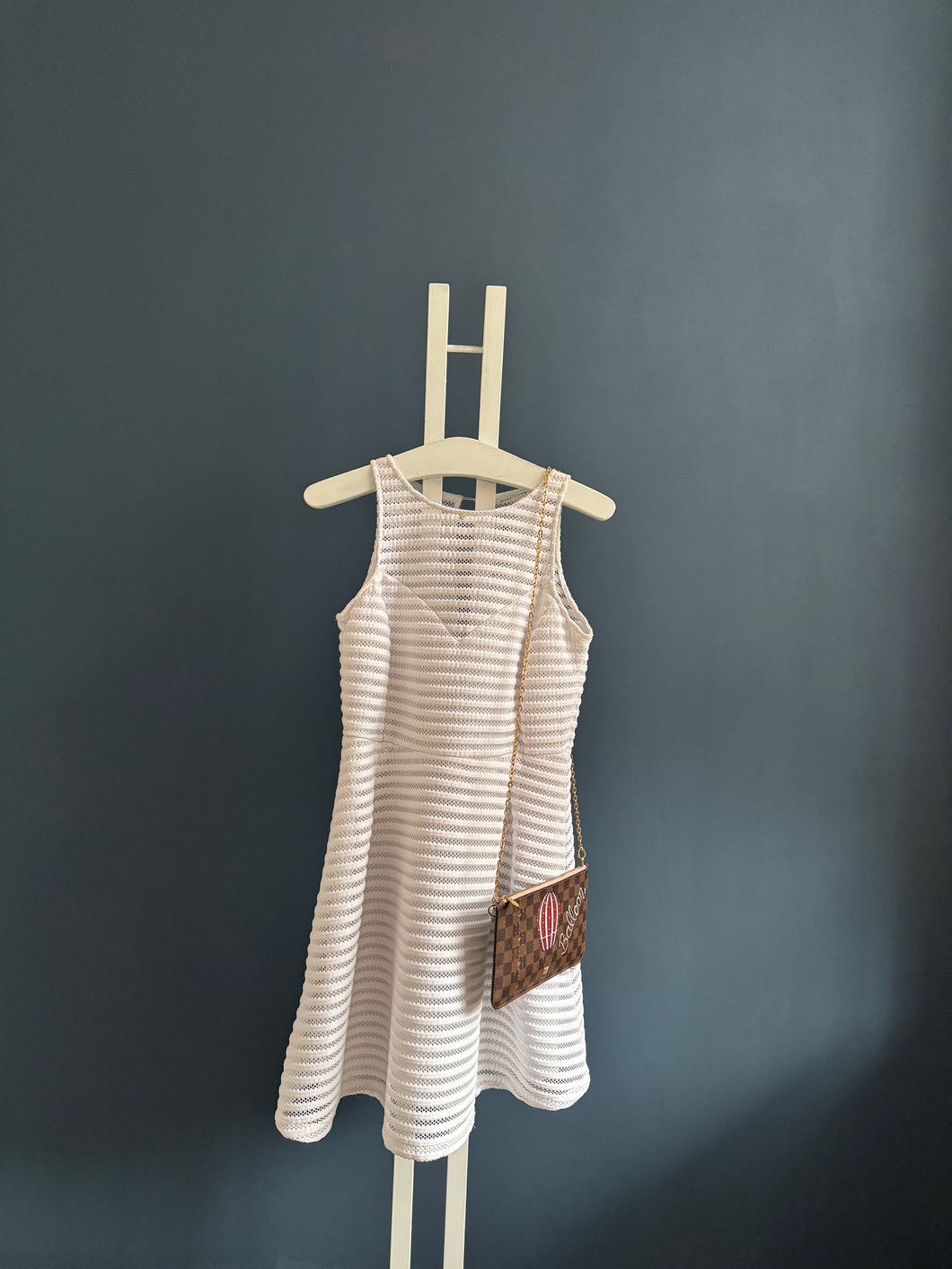 LOUIS VUITTON CLUTCH