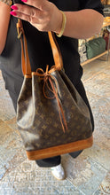 Lade das Bild in den Galerie-Viewer, LOUIS VUITTON NOÉ GRANDE

