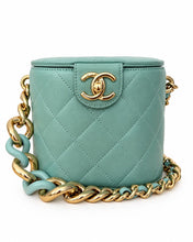 Lade das Bild in den Galerie-Viewer, CHANEL VANITY CASE
