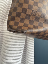 Lade das Bild in den Galerie-Viewer, LOUIS VUITTON GRACEFUL MM
